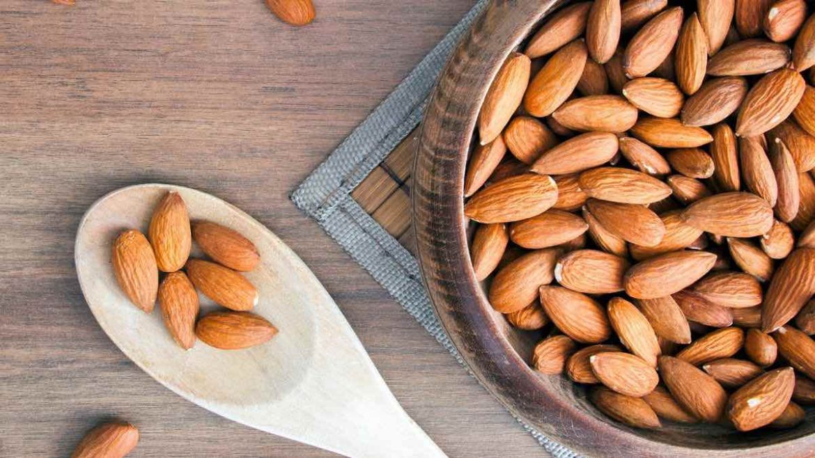 5 Top Organic Almond’s Suppliers to Work with Them in 2022