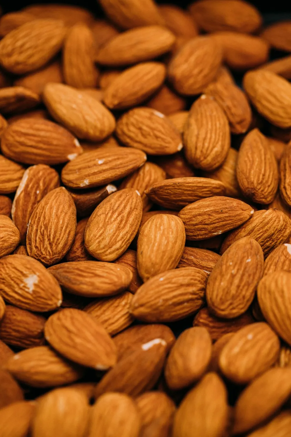 unsalted almond calories purchase price + preparation method