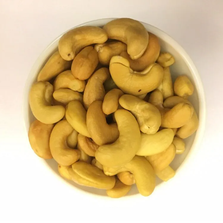 Family of cashew nut