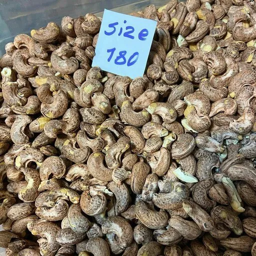 unshelled cashew