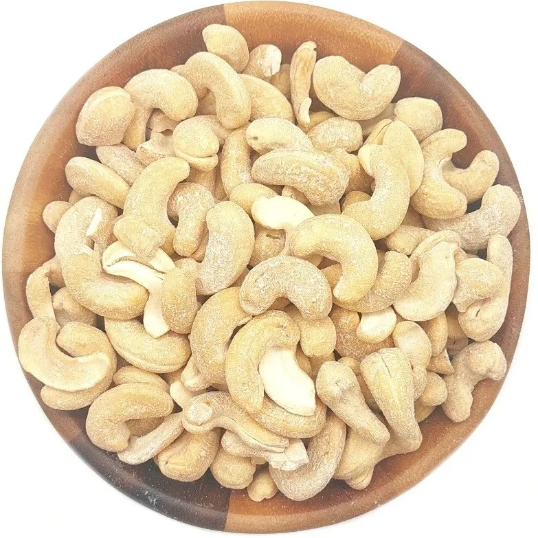 raw cashew nuts