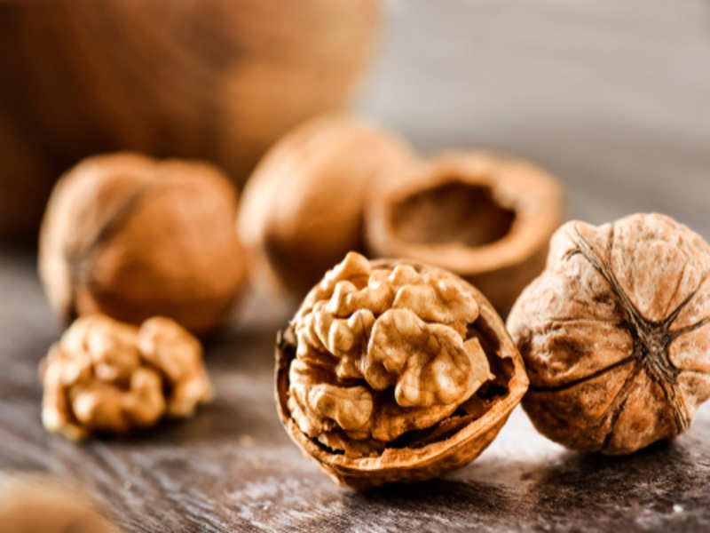 shelled walnuts price per pound