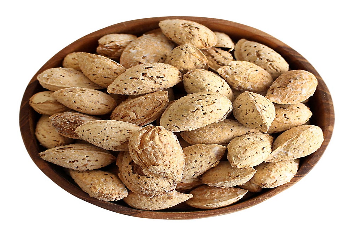 raw almond in shell