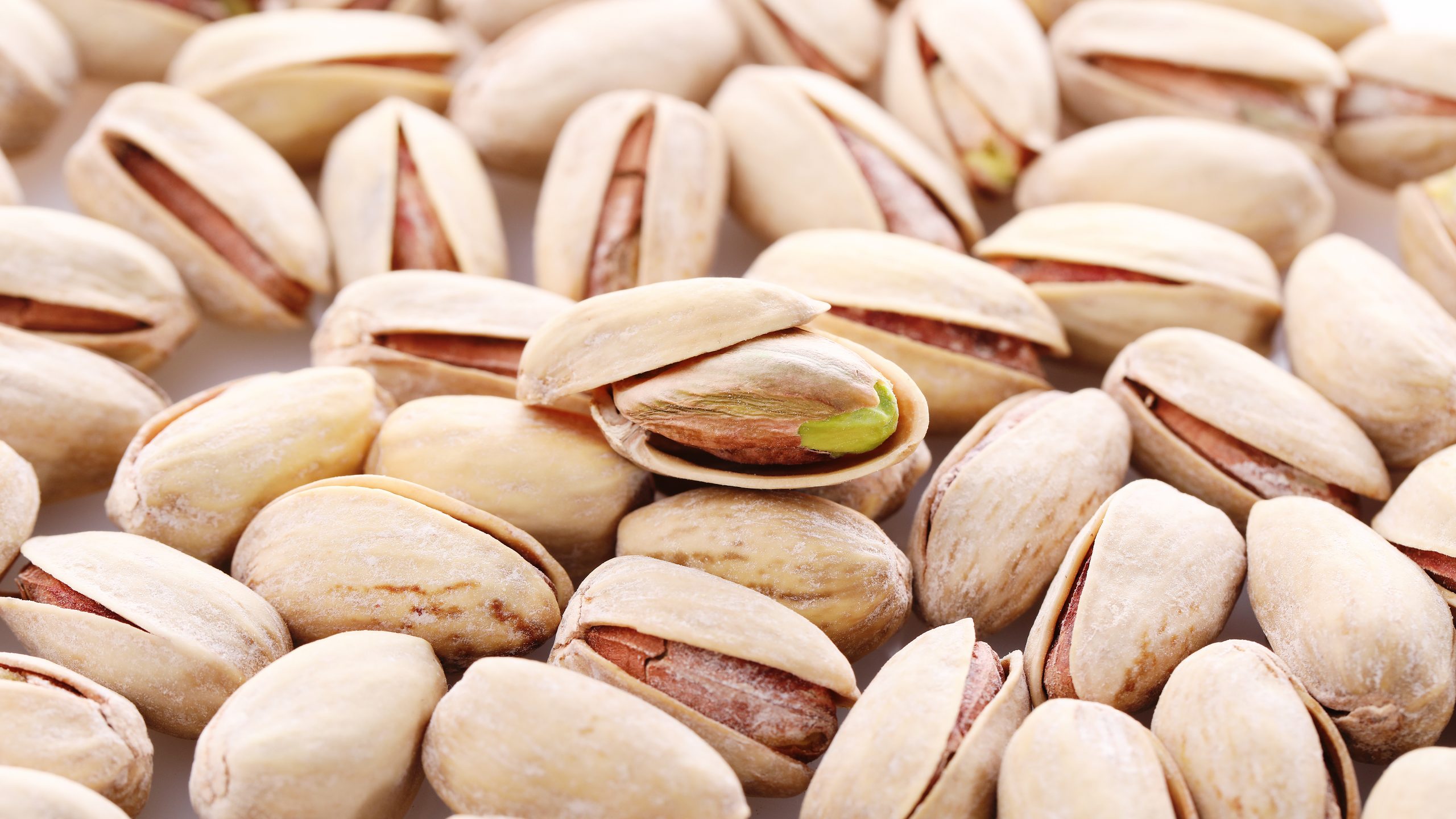 shelled pistachios unsalted