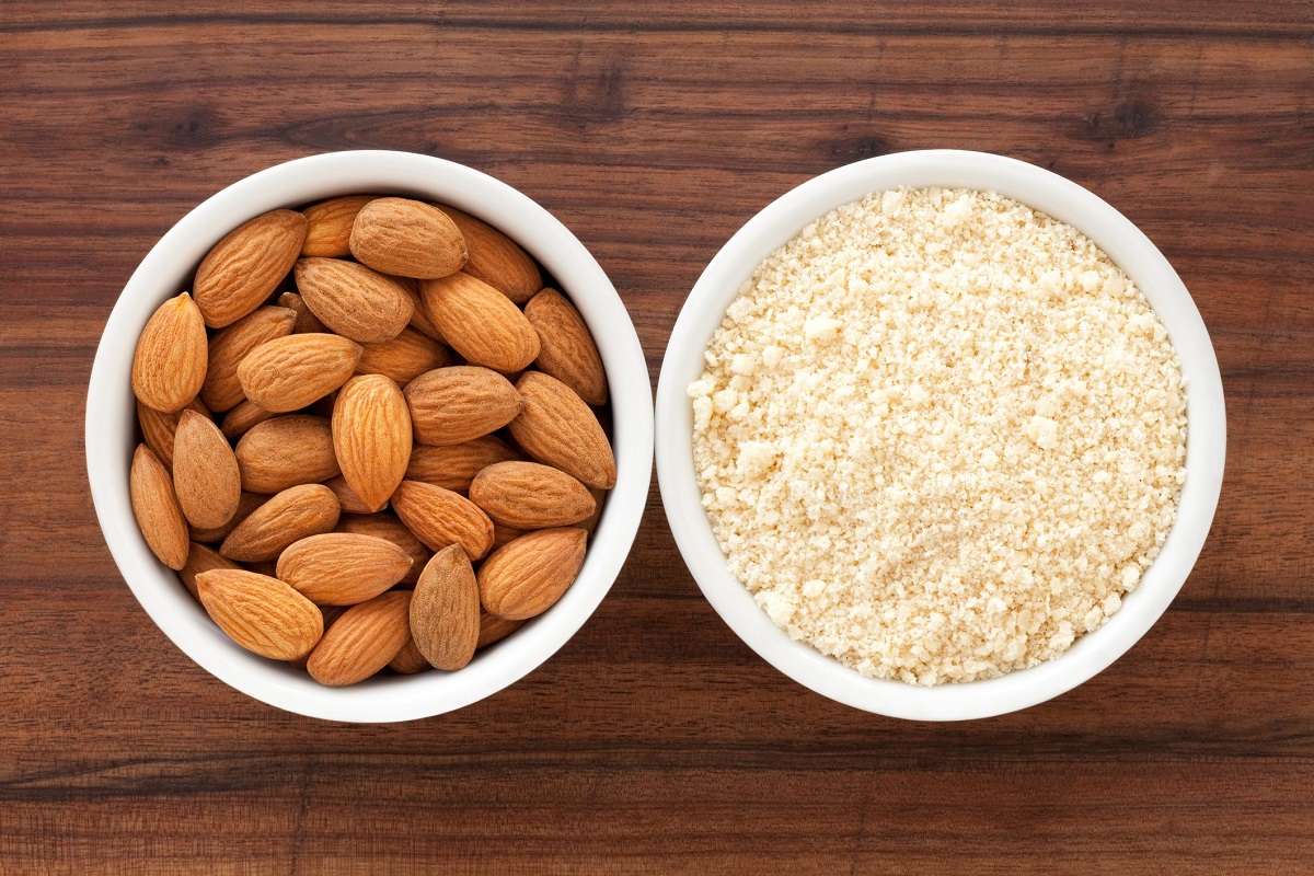 unsalted almond calories