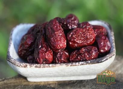 The price of bulk purchase of kimia dried dates is cheap and reasonable